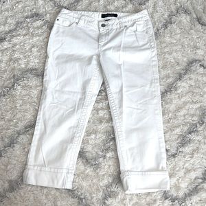NWOT Calvin Klein Women’s Cropped White Capri Jeans Size 12